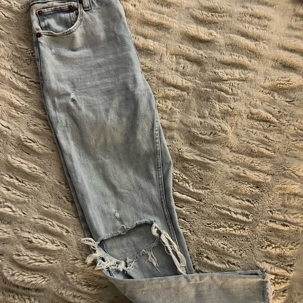 Abercrombie & Fitch High Rise Skinny Jean.